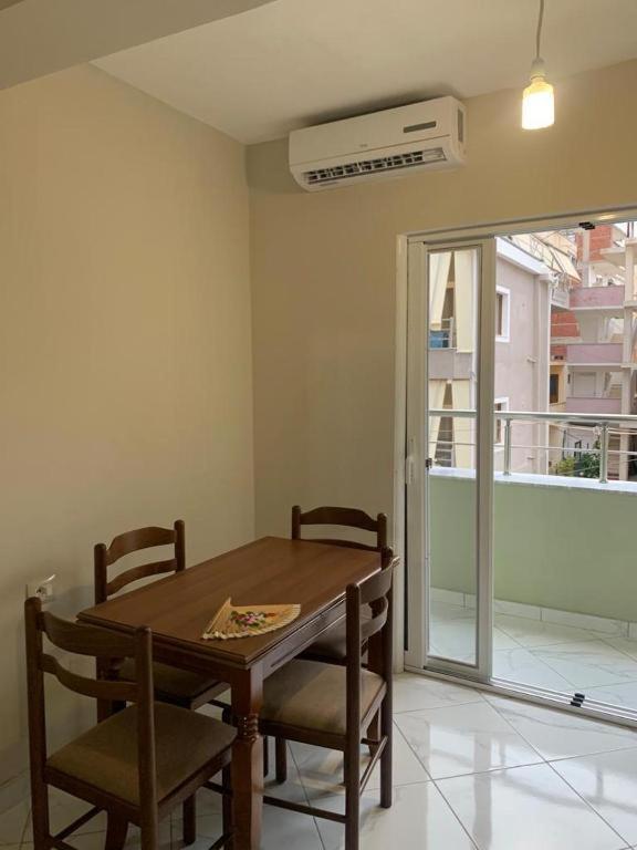 Dea1 Majlinda Apartment ซารานเดอ ภายนอก รูปภาพ