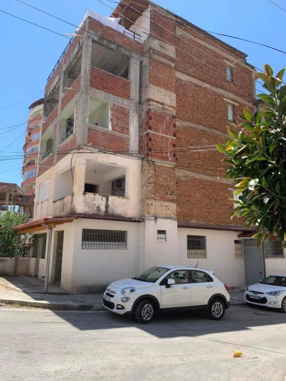 Dea1 Majlinda Apartment ซารานเดอ ภายนอก รูปภาพ